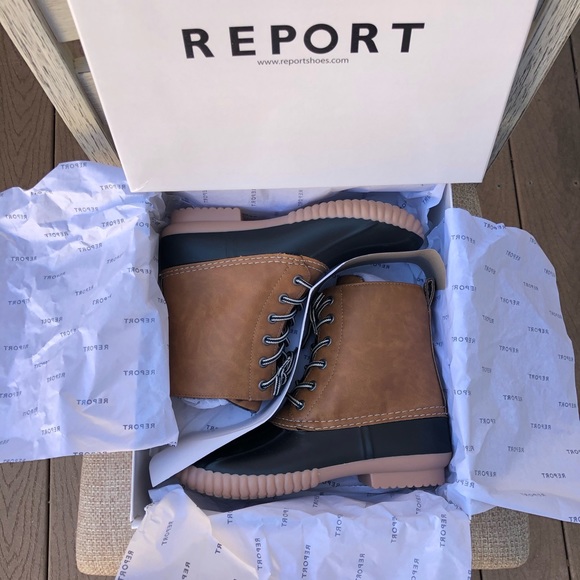 NIB sz 7 Upton Duck Toe Boot - Picture 13 of 13